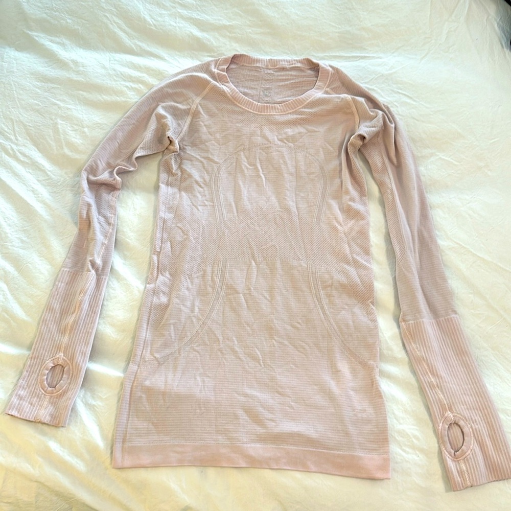 Lululemon long sleeve shirt